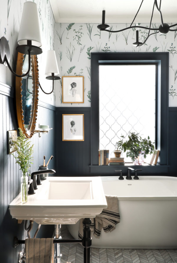 Modern Craftsman Navy Bathroom | BEHR Chimney - Me and Reegs