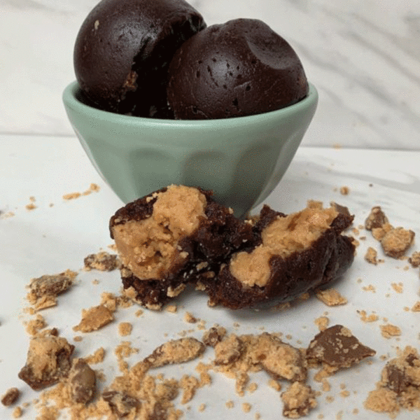 Peanut-Butter-Brownie-Bombs-Instant-Pot-6-600x550-1-600x600 How to Make Peanut Butter Brownie Bite Bombs | Instant Pot Dessert