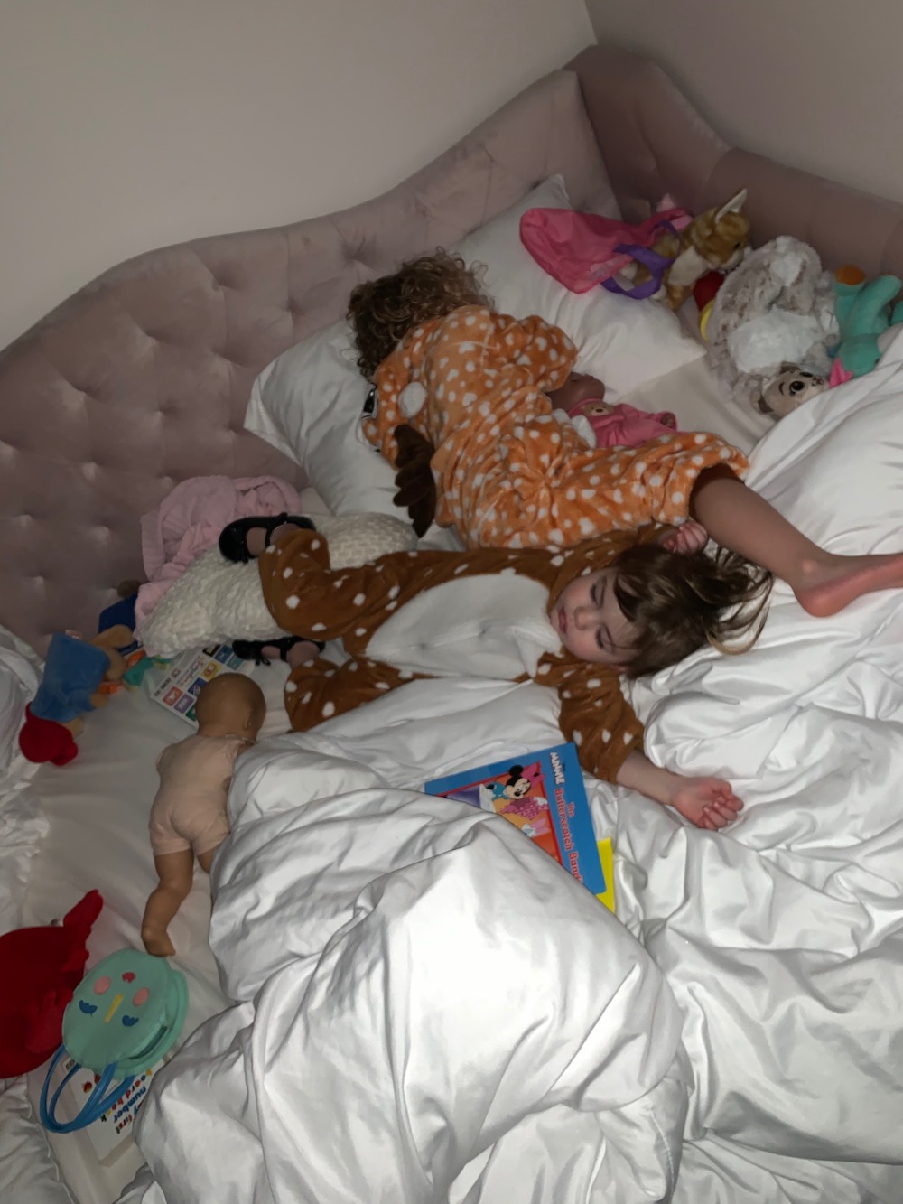 Toddlers-Sharing-a-Room-1 Our Girls Share a Room - and a Full Sized Bed