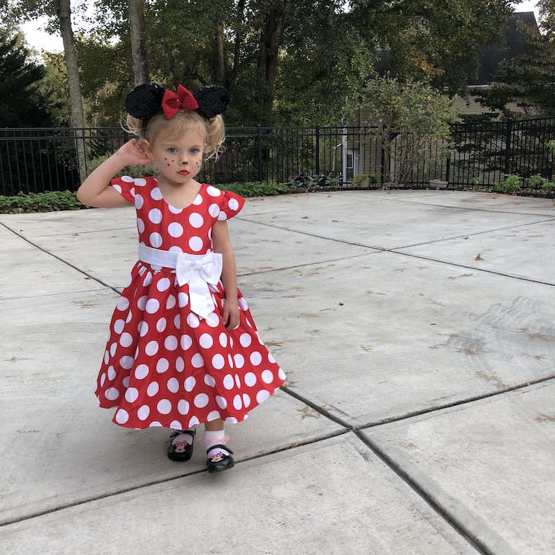 Minnie-Mouse-toddler-costume Easy Minnie and Daisy Duck Toddler Costumes!