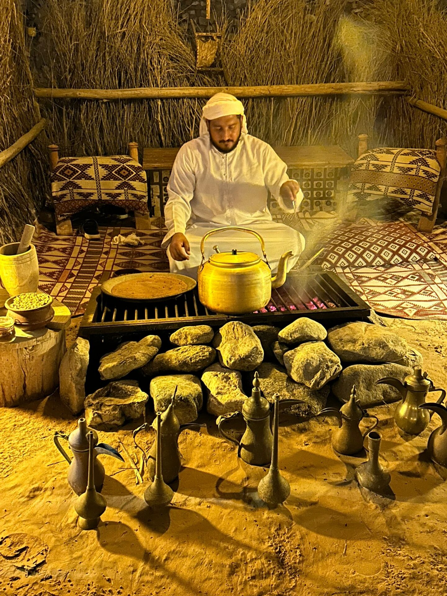 dubai-desert-safari-camp-dinner-1440x1920 The Desert Ended Up Being My Favorite Part of Dubai